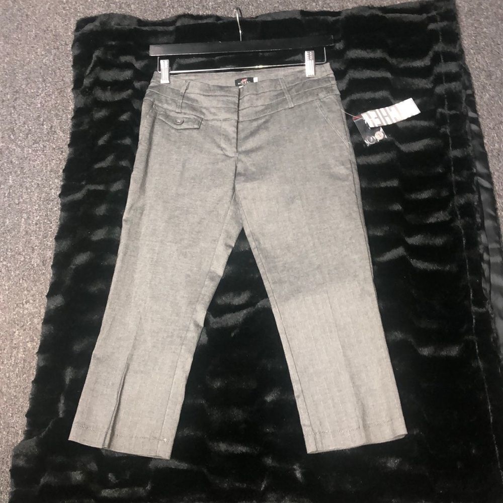 “BOGO” Michel Fashion pinstripe Capri